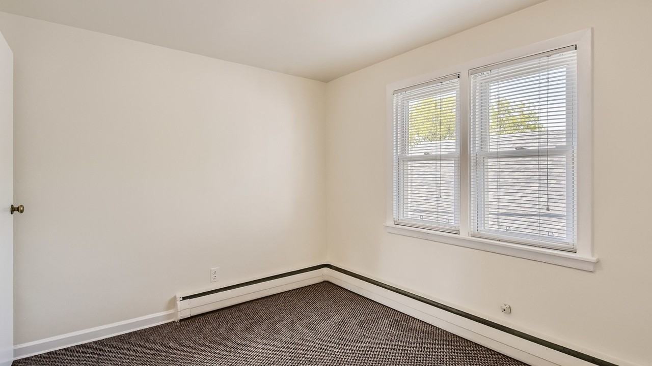 512 Porter St #2 - Photo 7 of 19