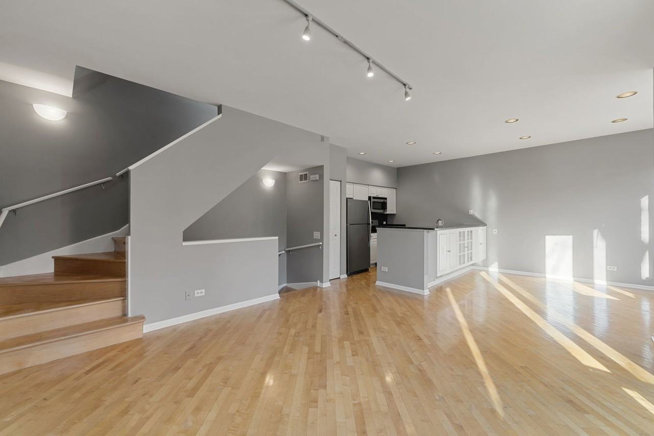 1312 S Federal St #C - Photo 4 of 20