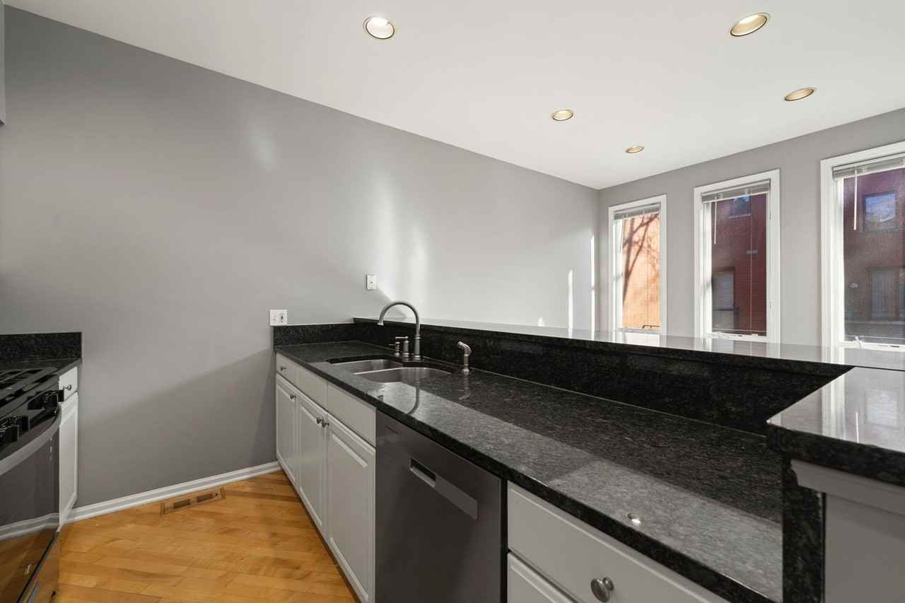 1312 S Federal St #C - Photo 7 of 20