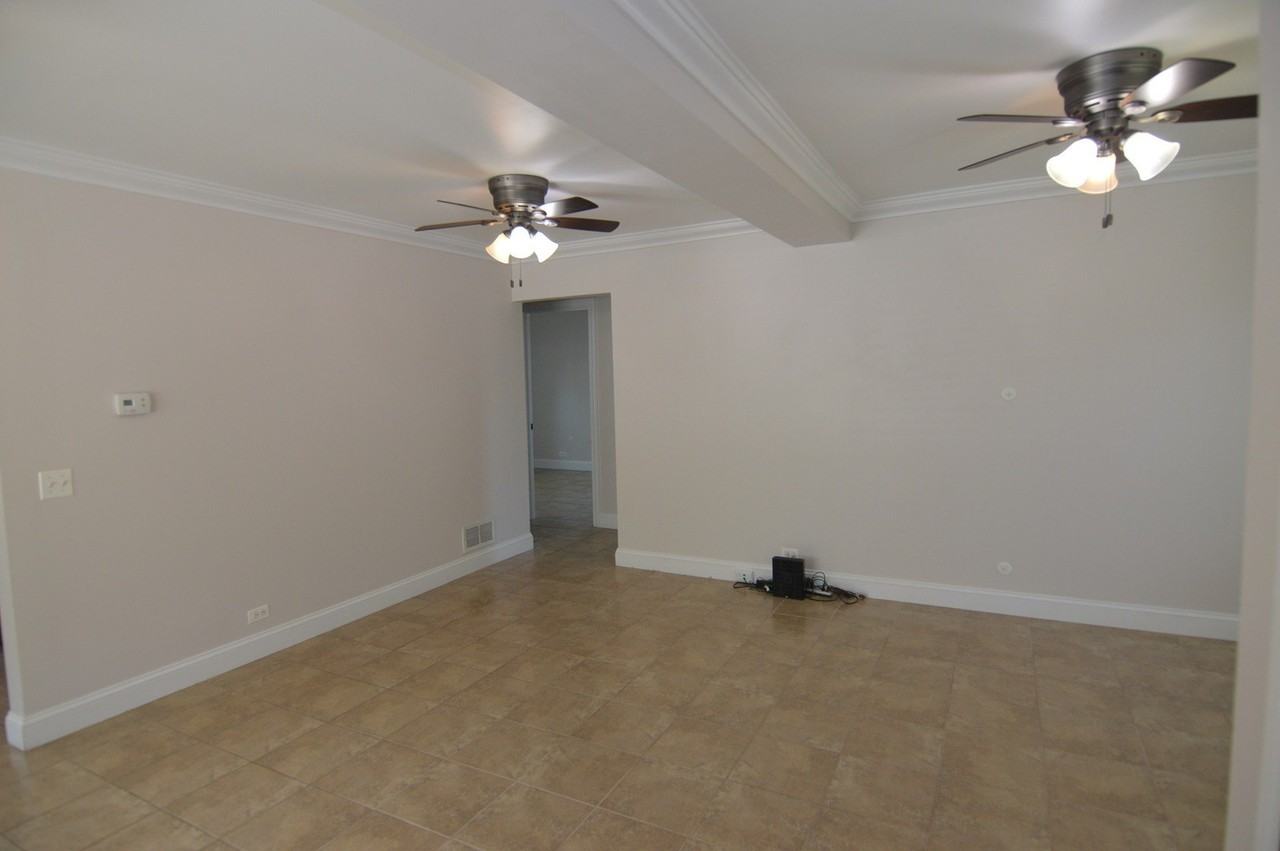 211 W State Rd - Photo 7 of 17