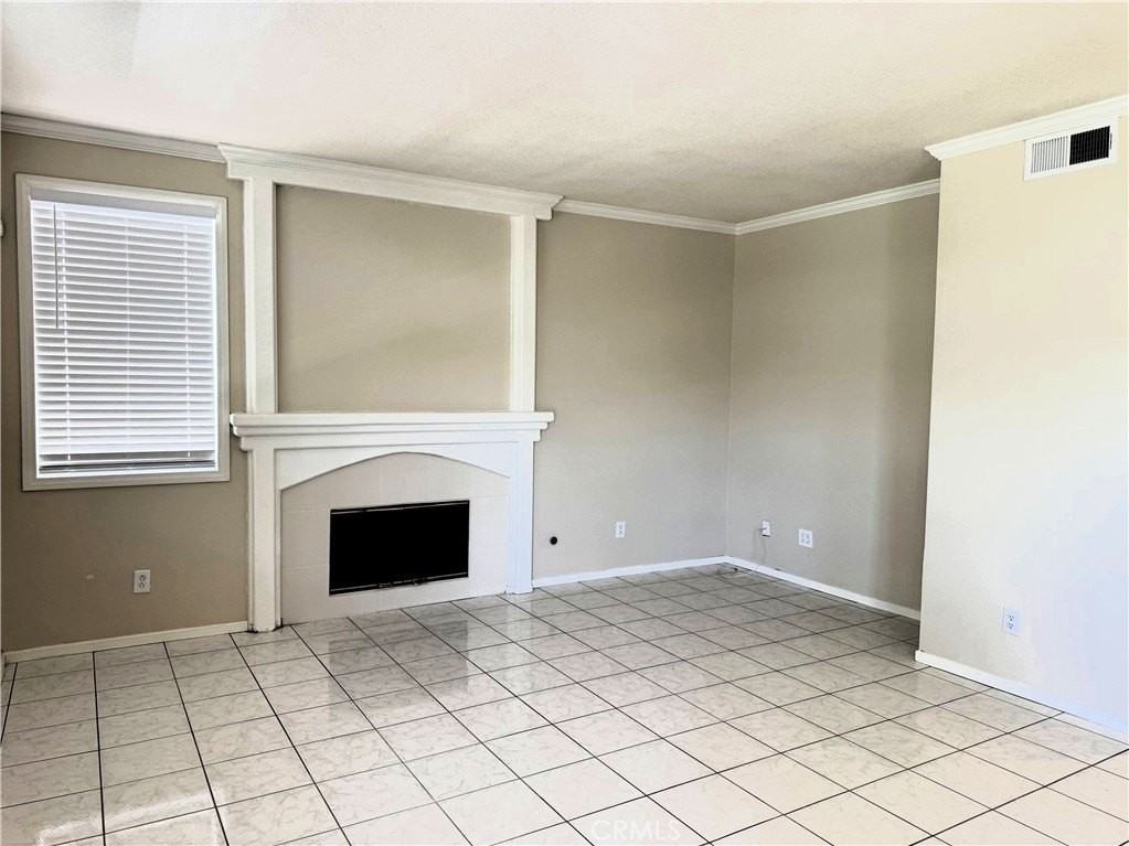11927 Stegmeir Dr - Photo 4 of 21