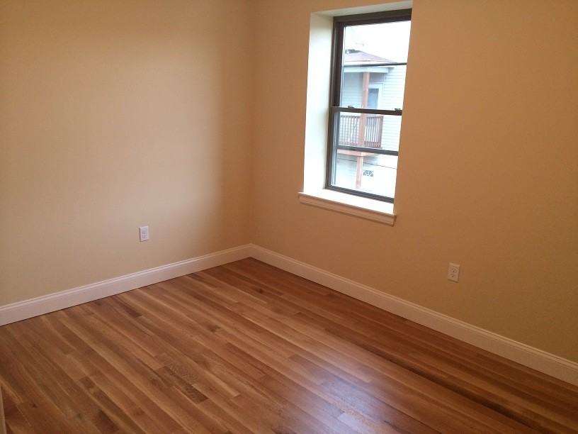 181 Moore St #181U1 - Photo 3 of 17