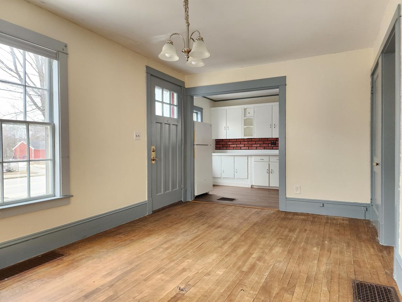 281 Wilson St #1 - Photo 2 of 39