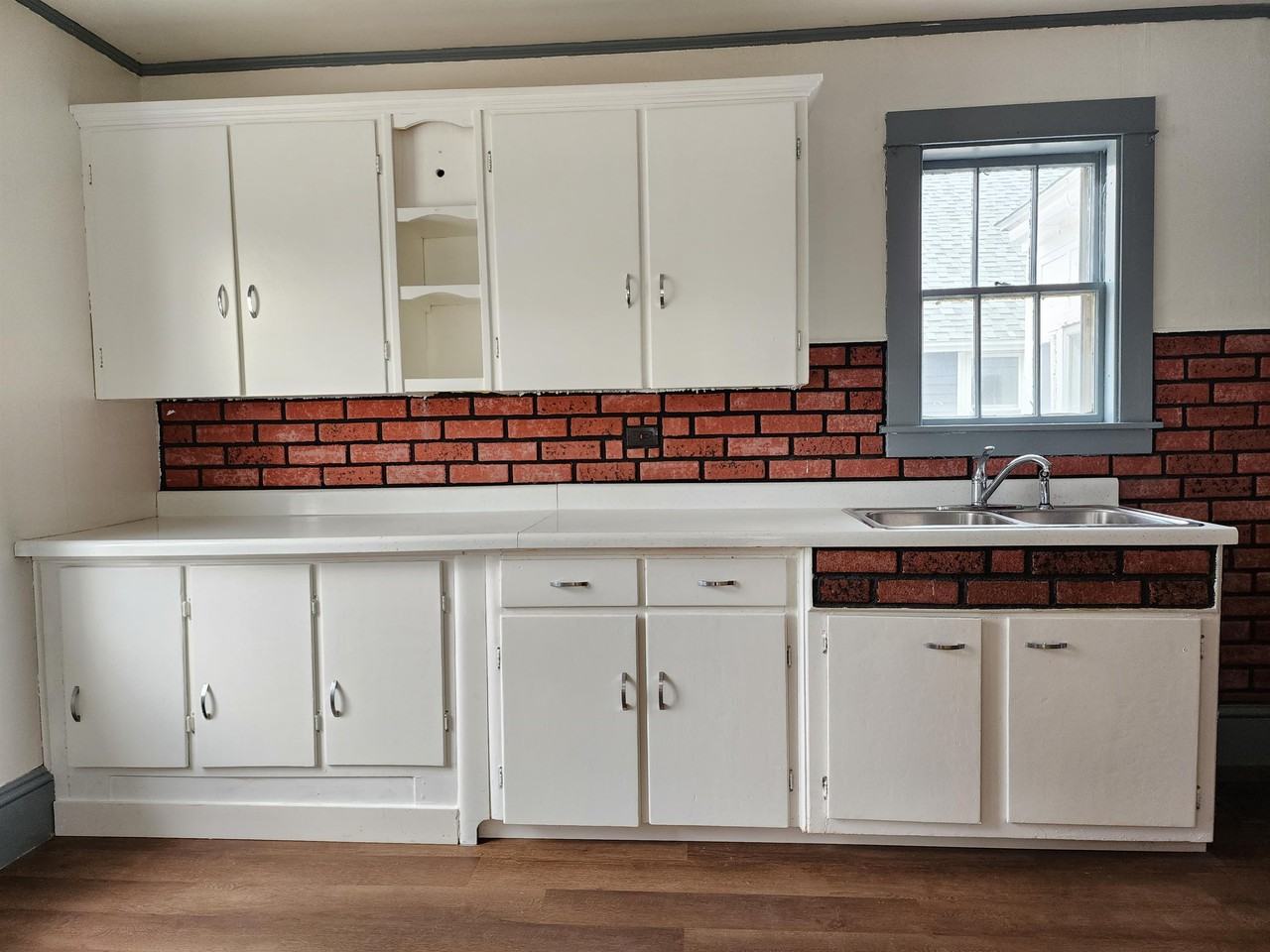 281 Wilson St #1 - Photo 7 of 39
