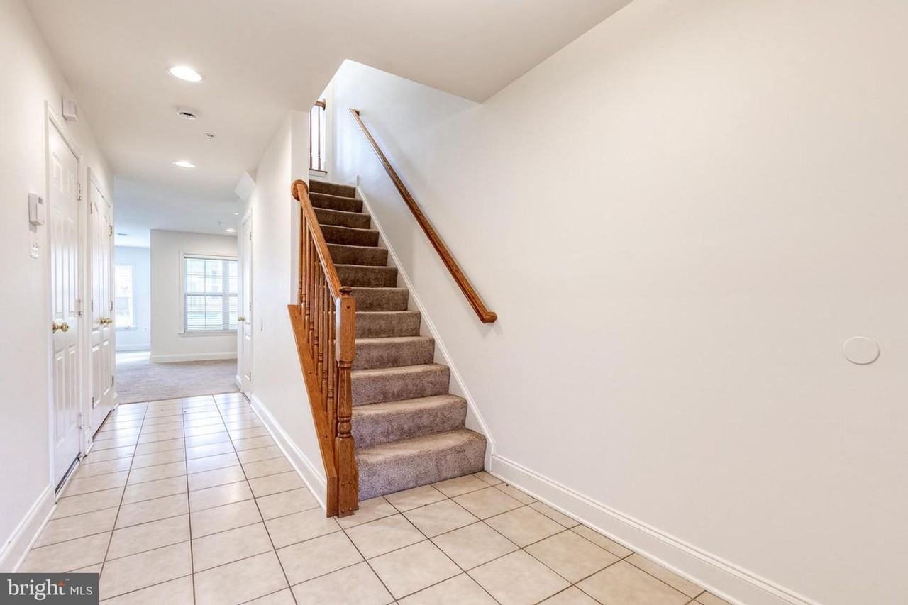 4322 Vintage Ivy Ln - Photo 2 of 26