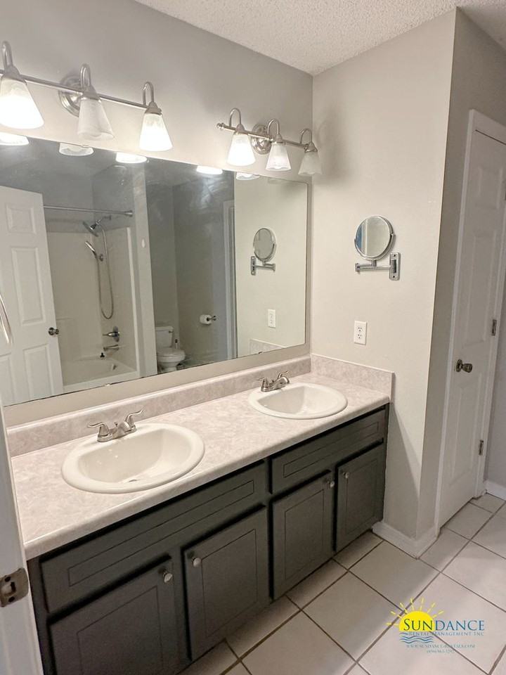 6969 E Bay Blvd - Photo 7 of 13