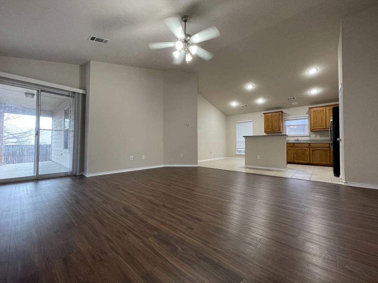 6413 Claire Dr - Photo 3 of 22