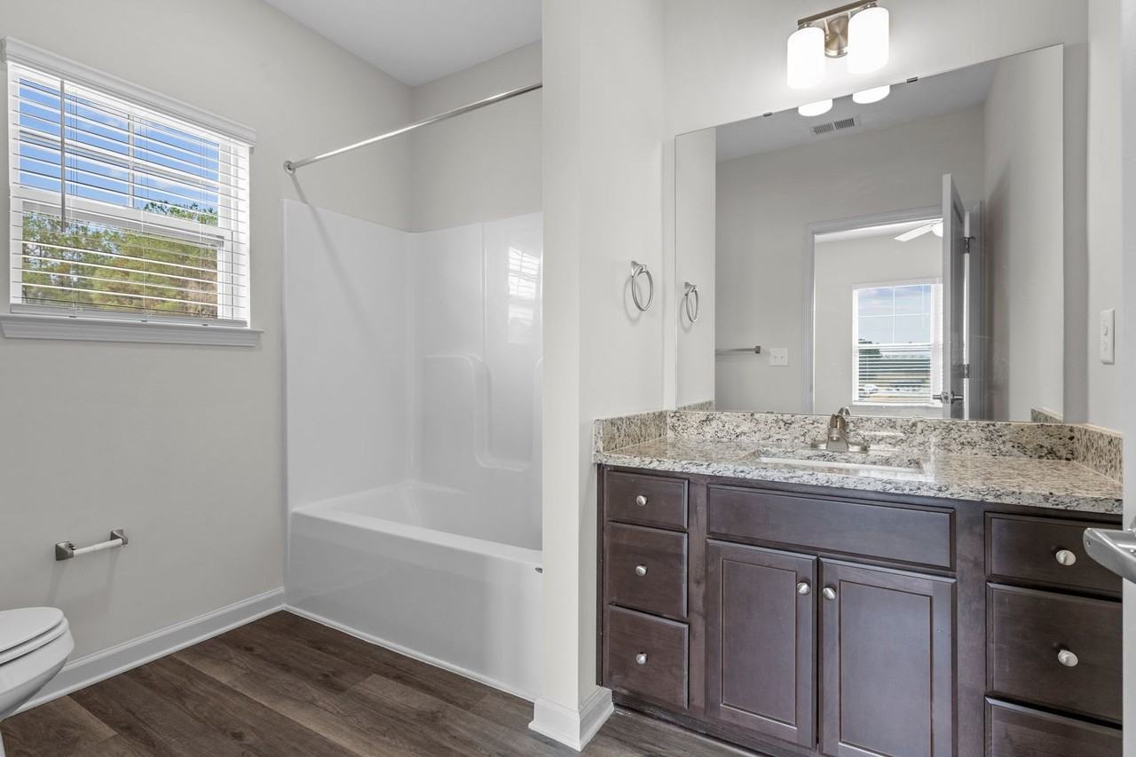 120 Grove Cir - Photo 6 of 25