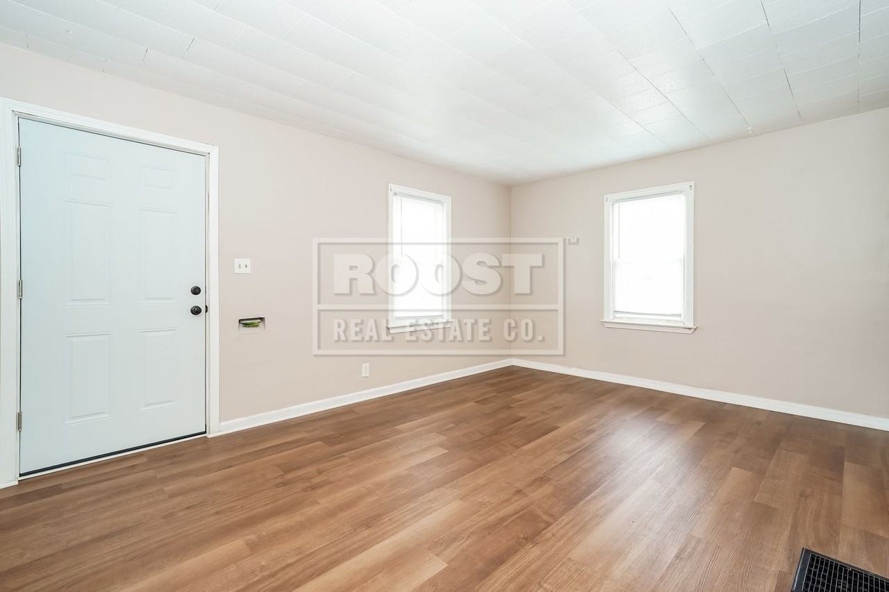 2317 Parkwood Ave - Photo 5 of 10
