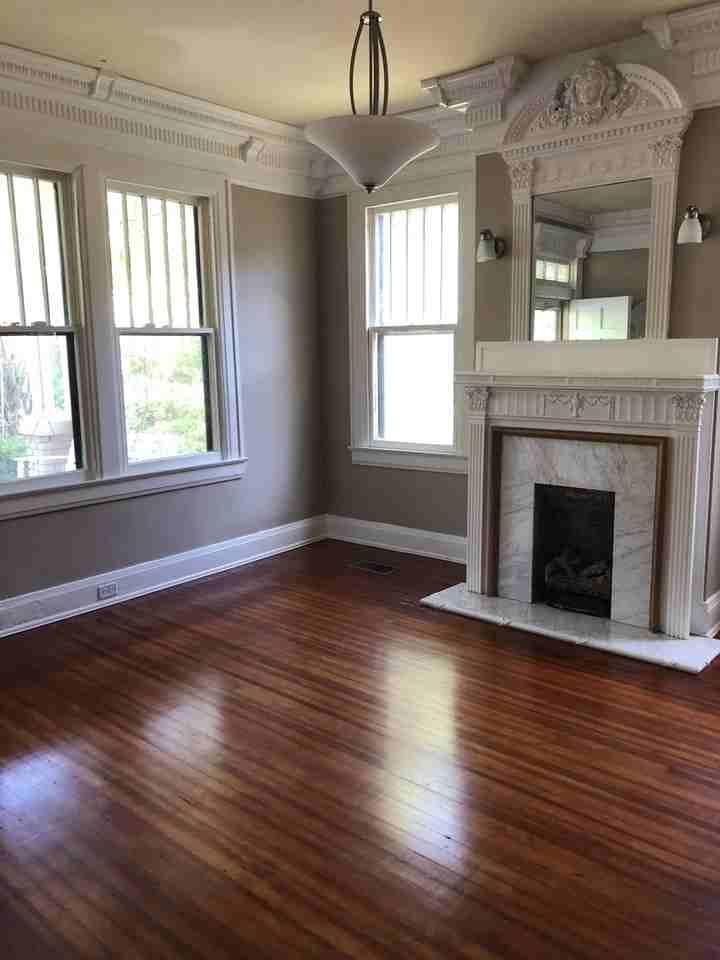1259 S Lawrence St - Photo 2 of 21