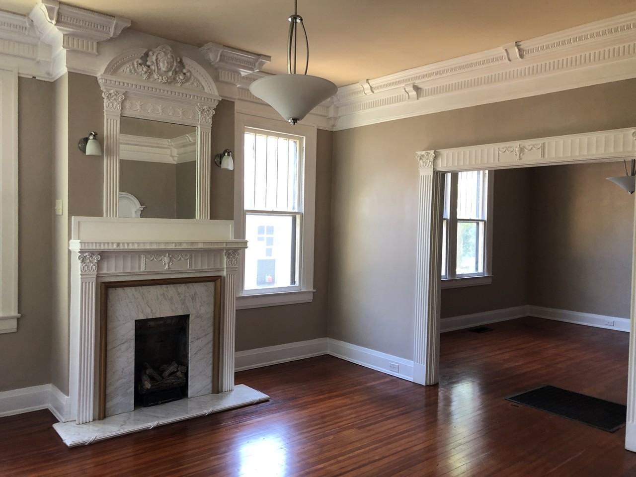 1259 S Lawrence St - Photo 3 of 21