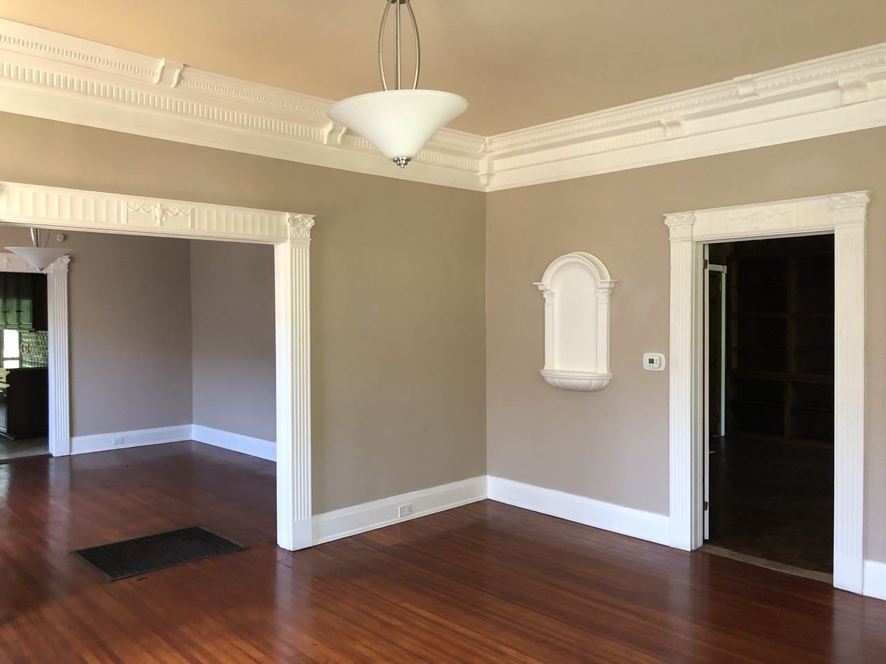 1259 S Lawrence St - Photo 4 of 21