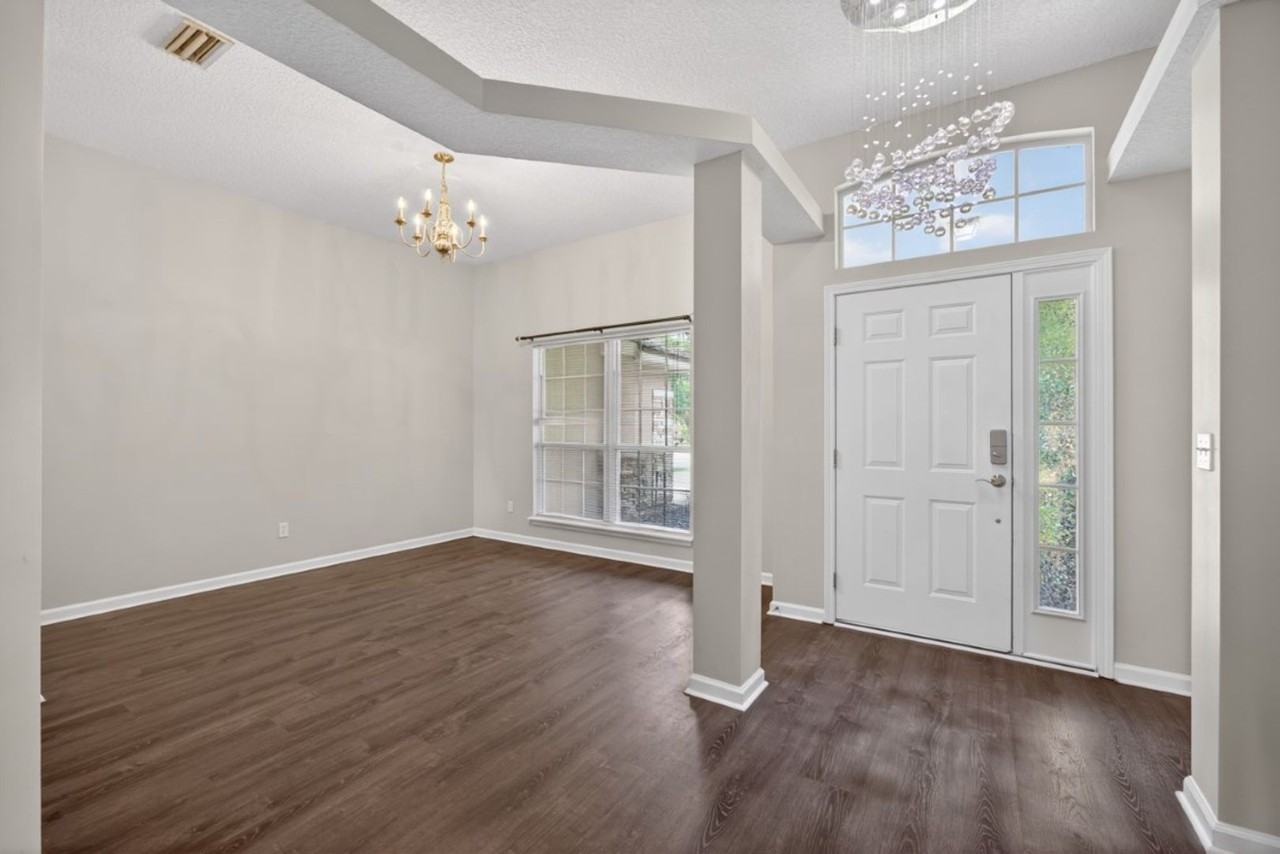 648 W Johns Creek Pkwy - Photo 6 of 36