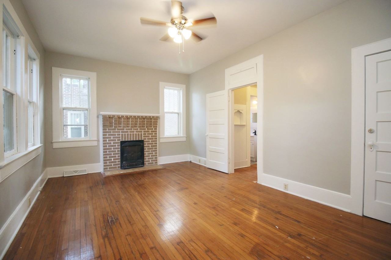 1307 Maple St - Photo 2 of 8