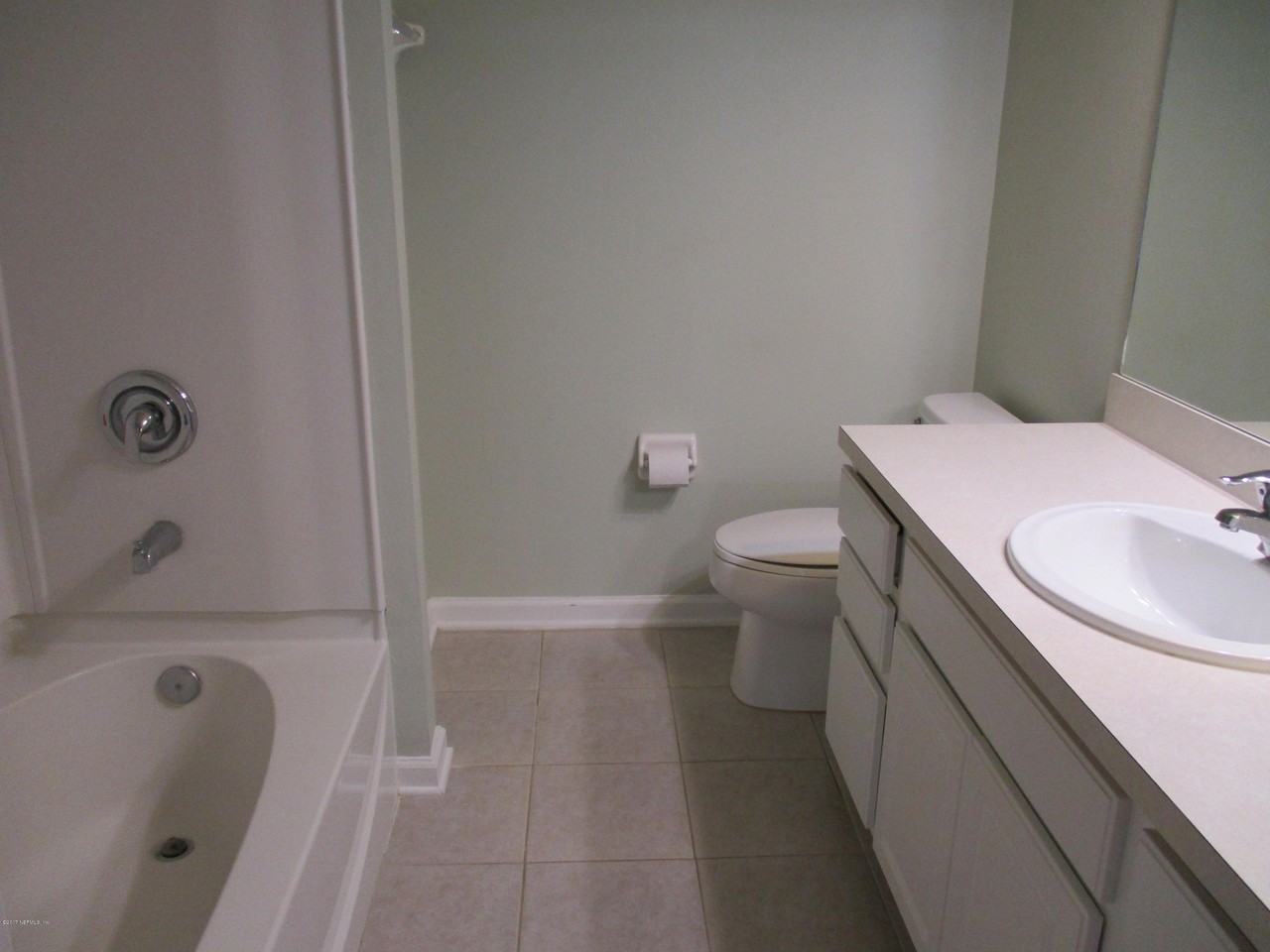 3684 Summerlin Ln E - Photo 5 of 10