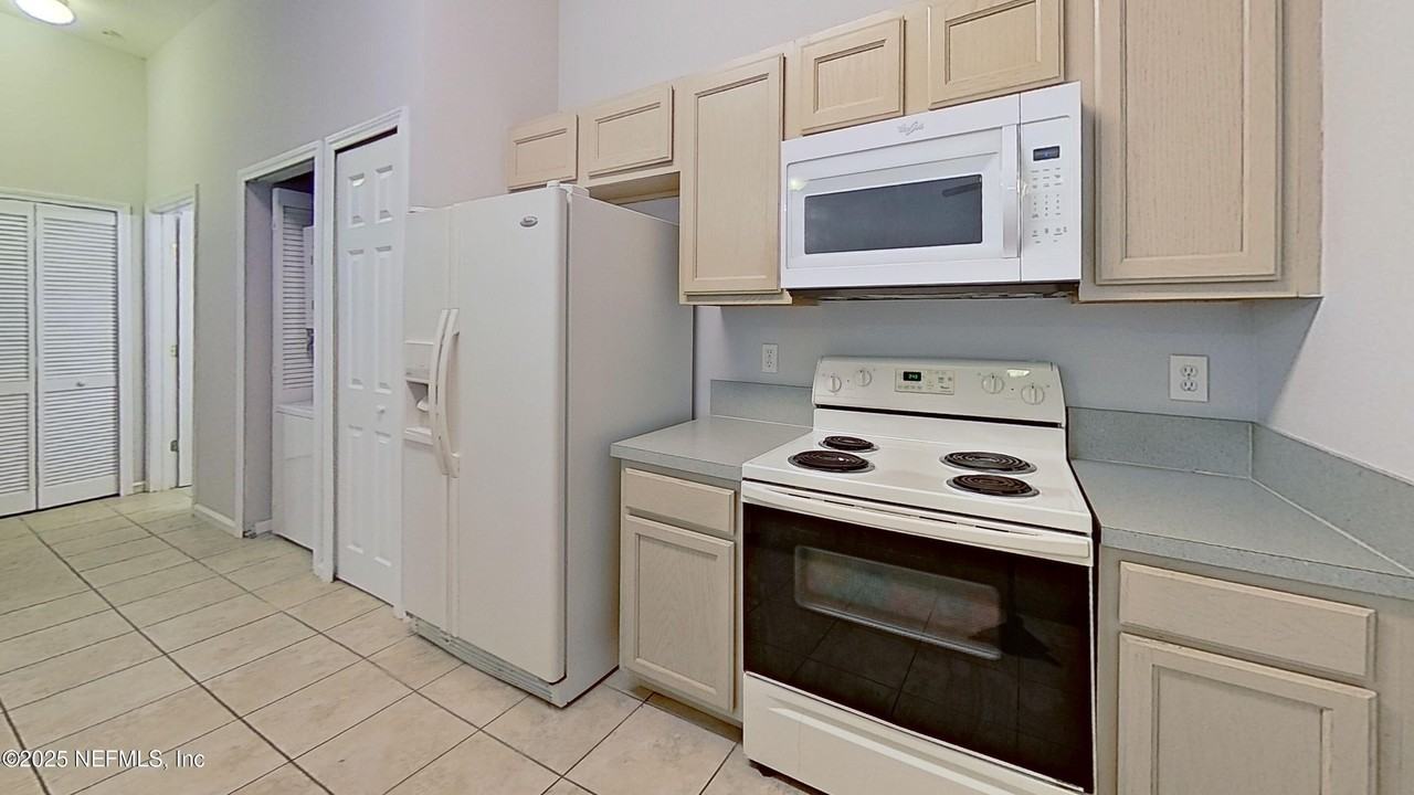 9536 Armelle Way #3 - Photo 4 of 14