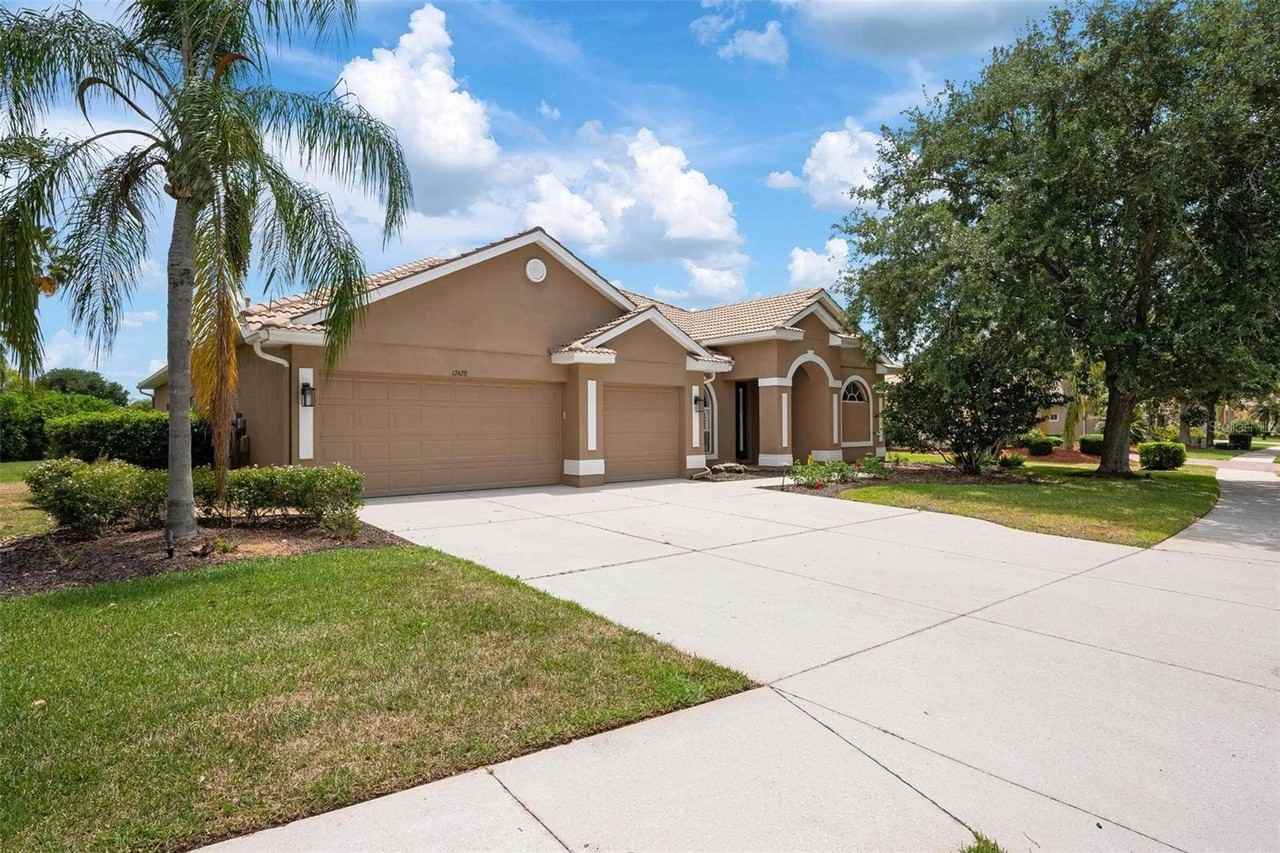 12428 Natureview Cir - Photo 3 of 50