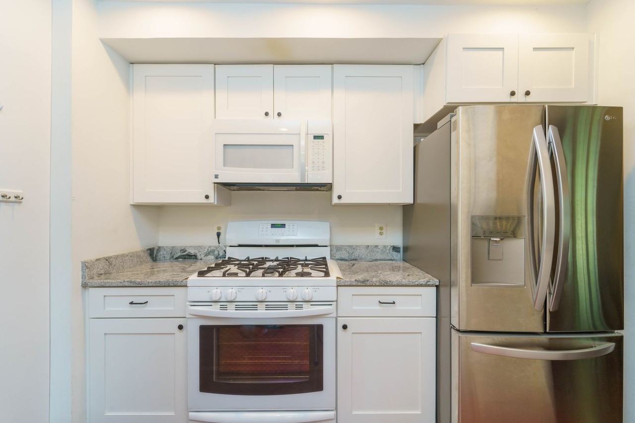 6224 Capella Ave - Photo 6 of 28