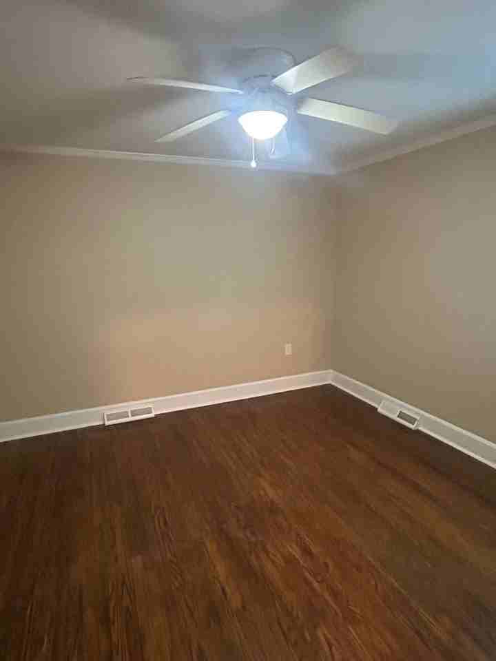 212 S Bennetts Bridge Rd - Photo 7 of 14