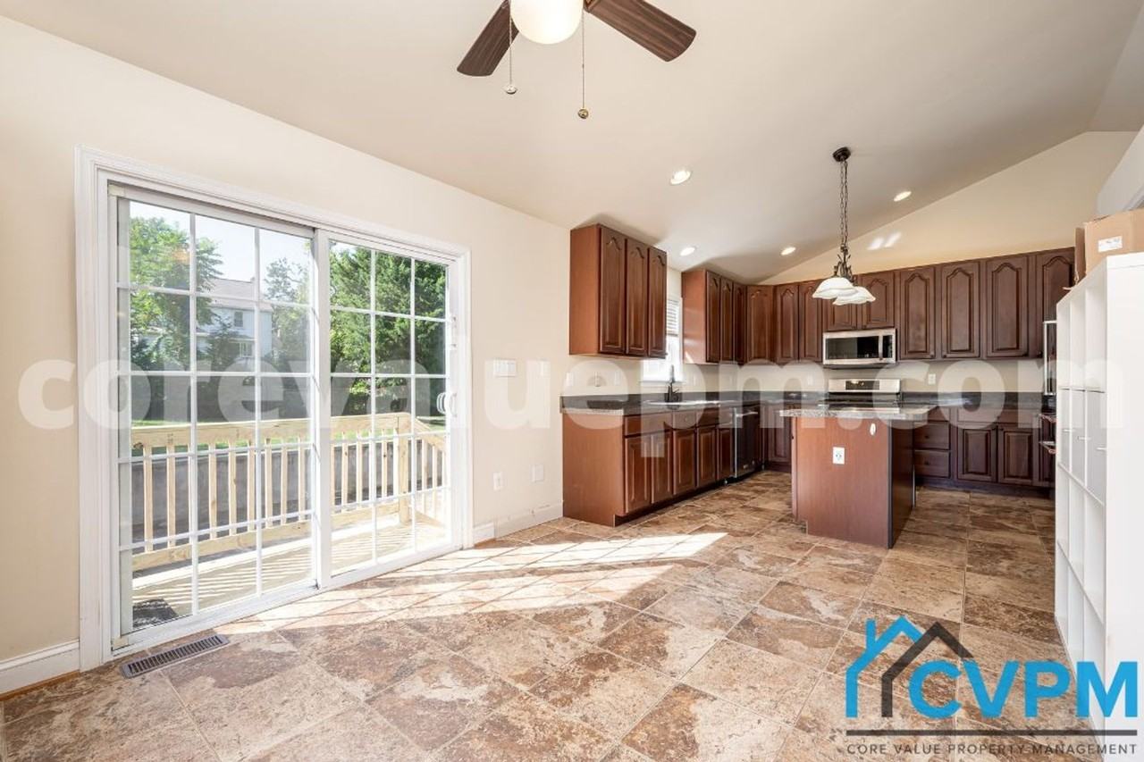 4417 Poplar Ave - Photo 6 of 27