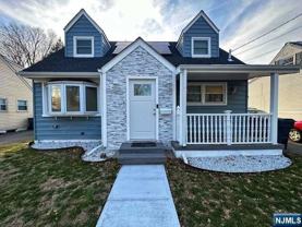 110 Chestnut St - Photo 1 of 1