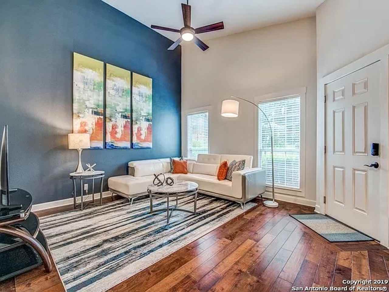 30 Chapel Hill Cir - Photo 3 of 24