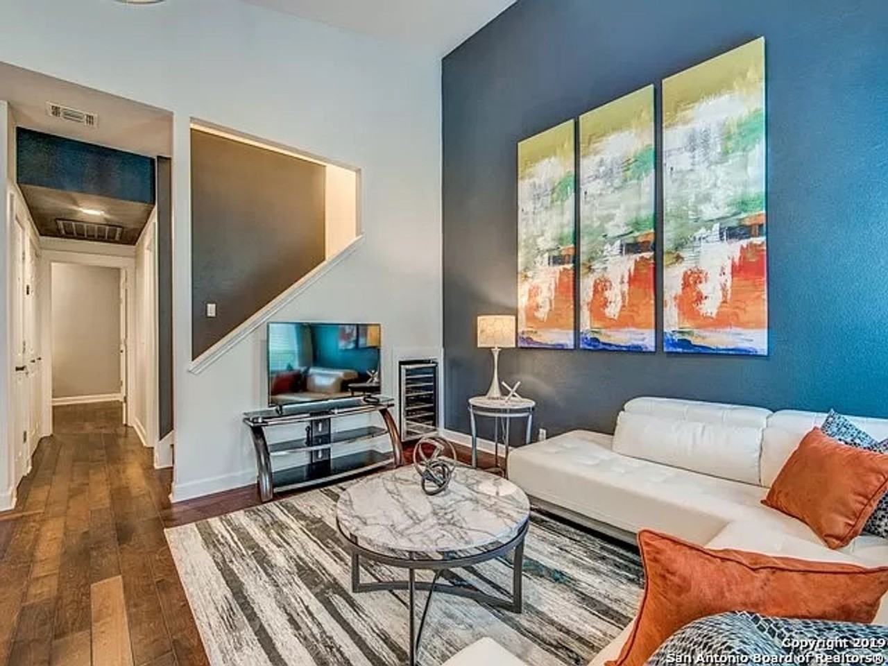 30 Chapel Hill Cir - Photo 4 of 24