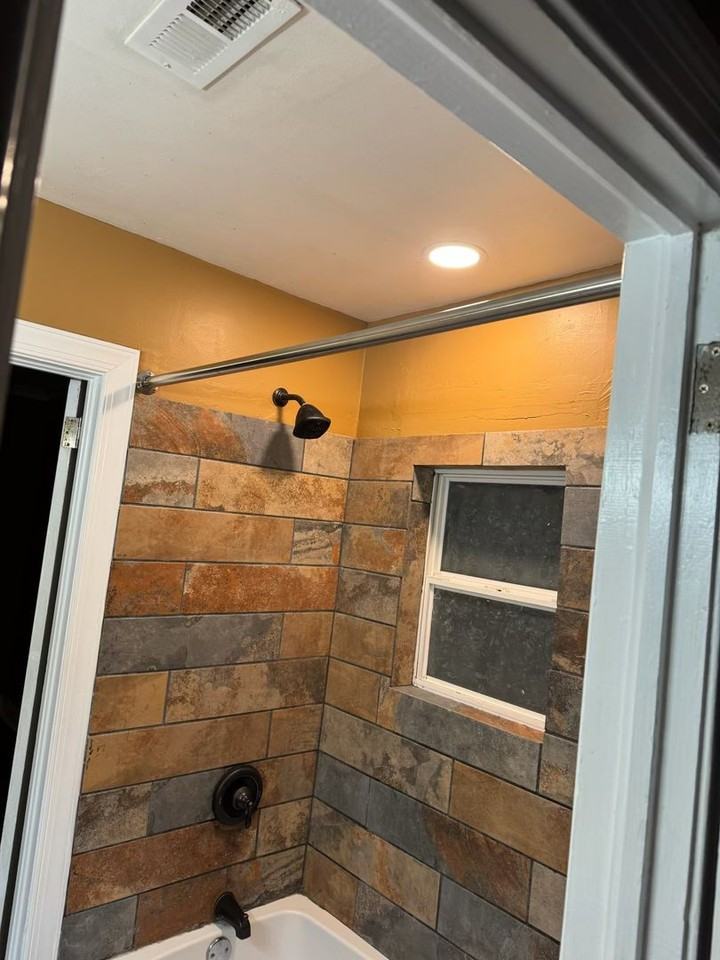 1309 Hoke St - Photo 7 of 9