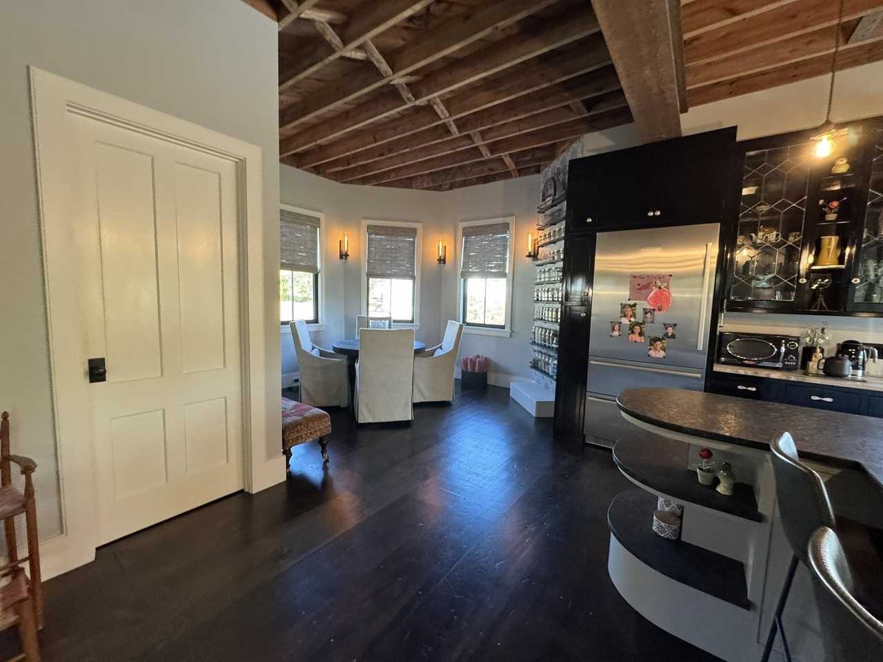 57 Taconic Rd - Photo 3 of 50