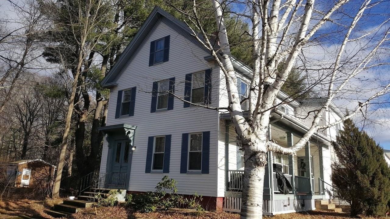 126 Sullivan St Apt B #B - Photo 3 of 5