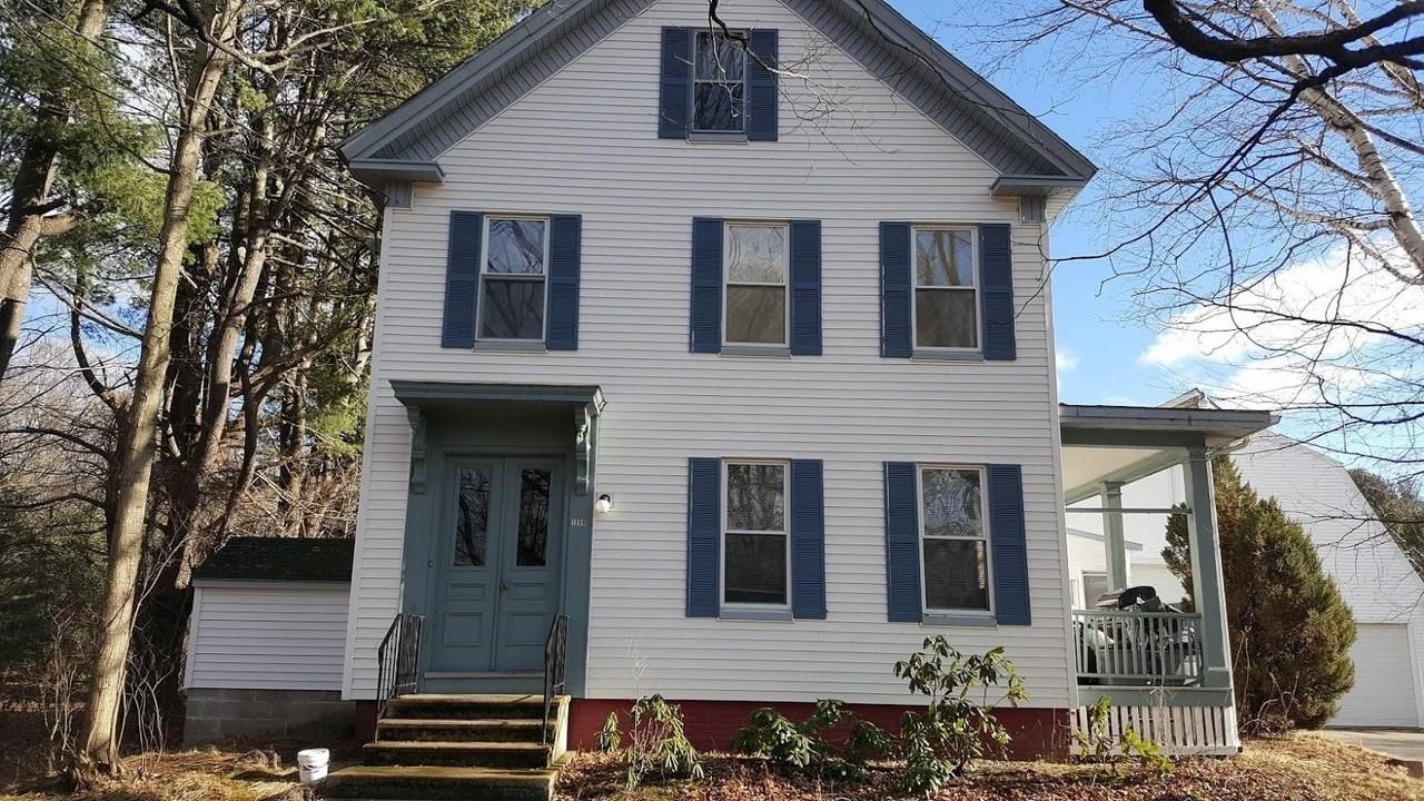 126 Sullivan St Apt B #B - Photo 4 of 5