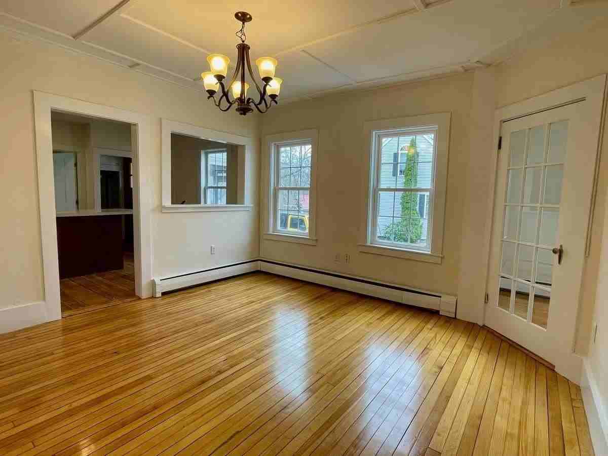 216 Front St - Photo 3 of 16