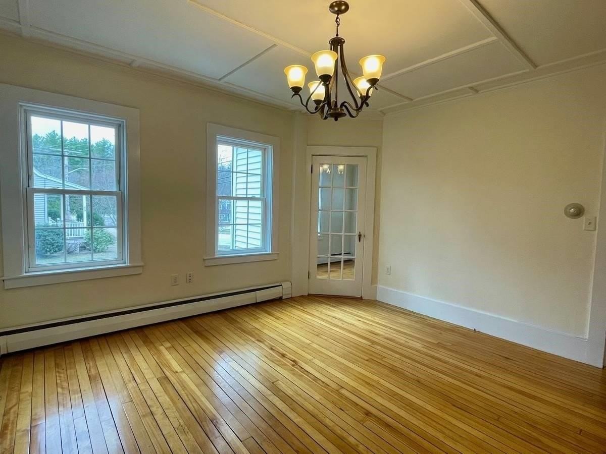 216 Front St - Photo 4 of 16