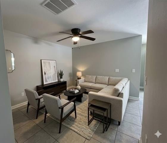 3207 1/2 Jackson Blvd - Photo 5 of 12