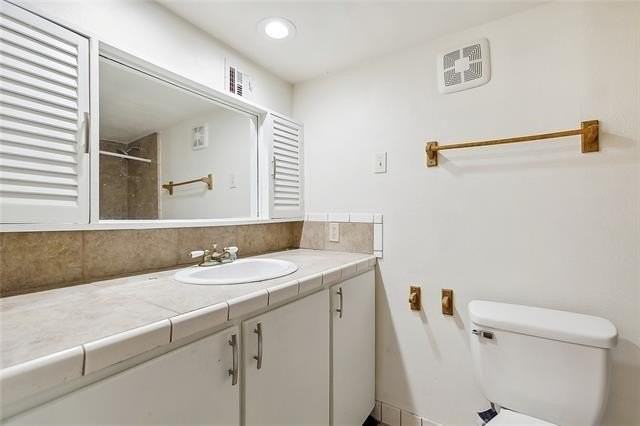 8127 Belfast St - Photo 5 of 5