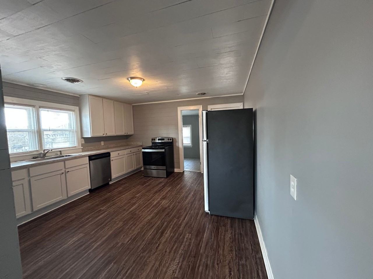 3599 Caratoke Hwy - Photo 4 of 11