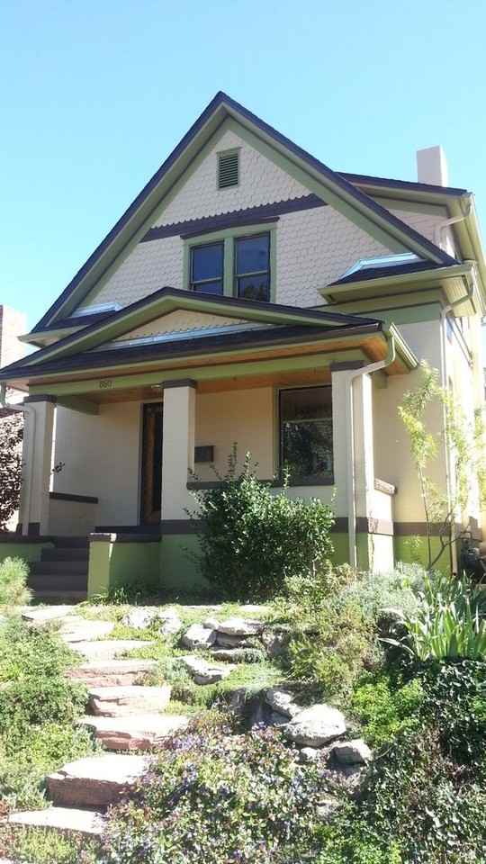 860 S Sherman St - Photo 2 of 17