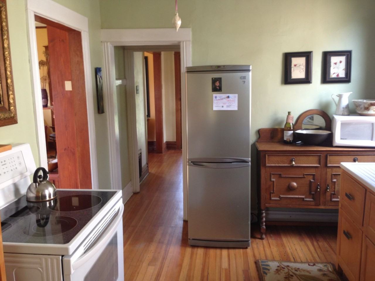 860 S Sherman St - Photo 5 of 17