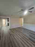 featured image of 1001 N Bracewell Dr