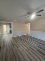 1001 N Bracewell Dr - Photo 1 of 1