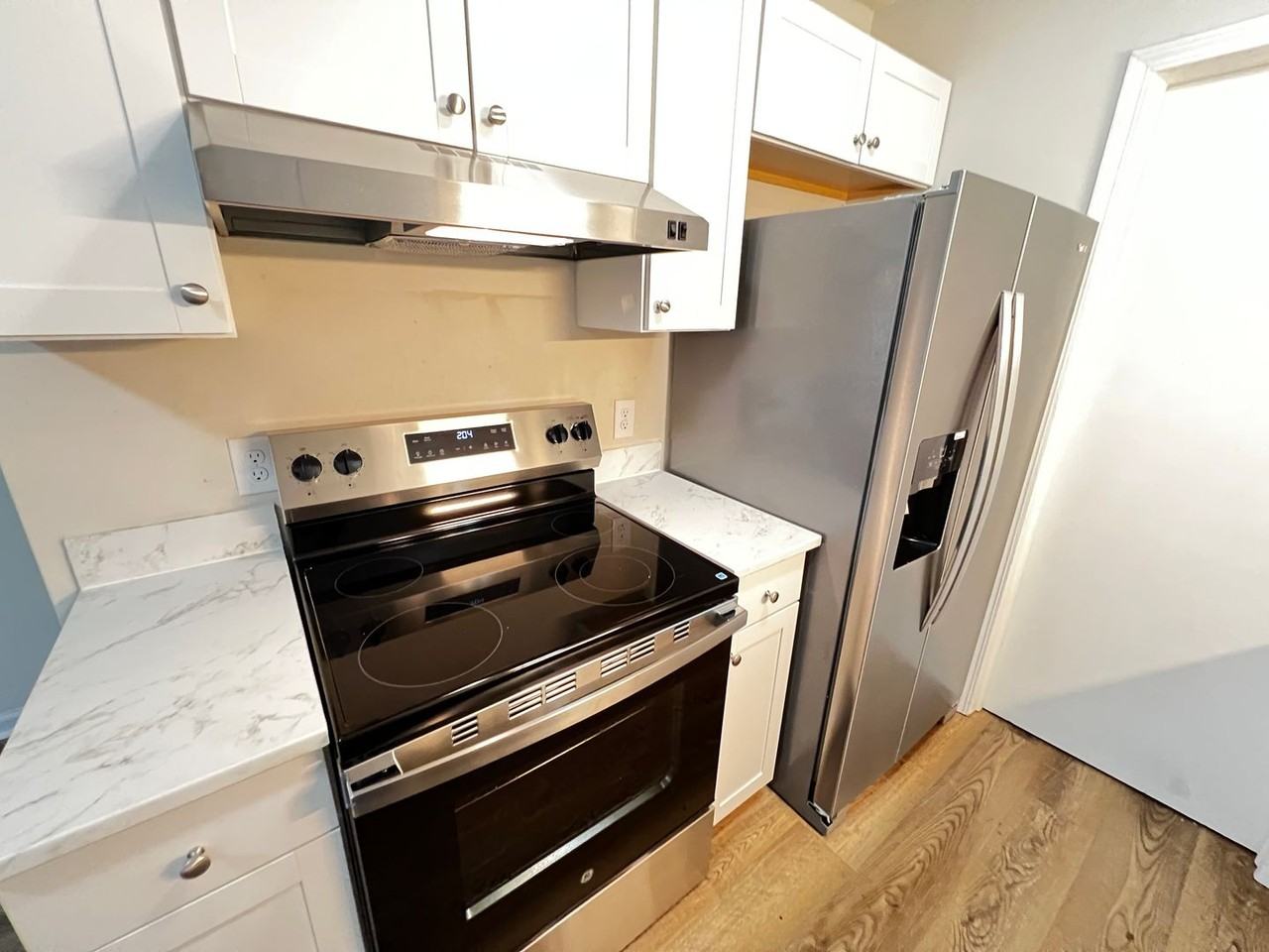 209 Cedar St - Photo 6 of 12