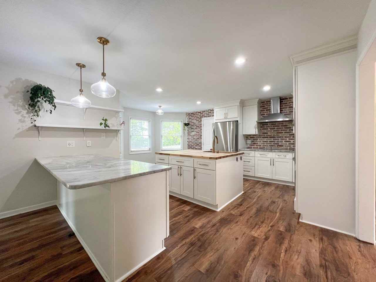 1321 Shadybrook Cove Ln - Photo 2 of 18