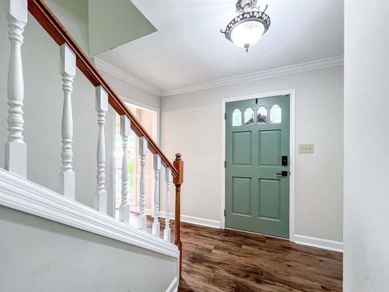 1321 Shadybrook Cove Ln - Photo 5 of 18