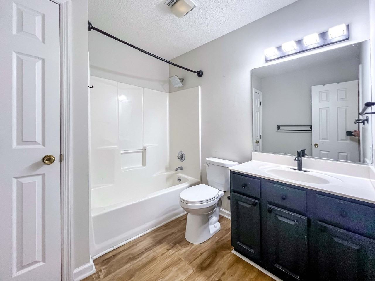 1321 Shadybrook Cove Ln - Photo 7 of 18