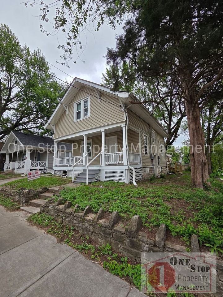 5901 Lexington Ave - Photo 3 of 27
