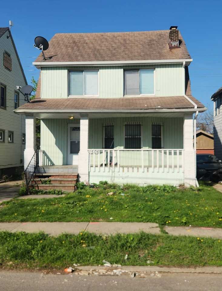 1506 Larchmont Rd - Photo 2 of 41