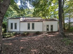 906 Forestglen Dr - Photo 1 of 1