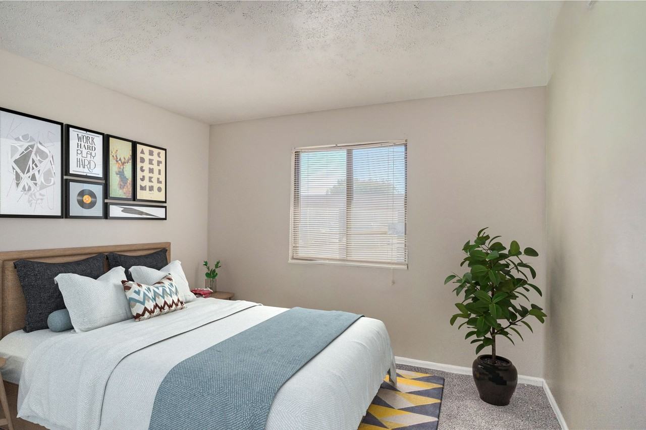 Waterford Apartments - Photo 2 of 5