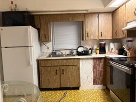 265 25th St Sw #B - Photo 1 of 1