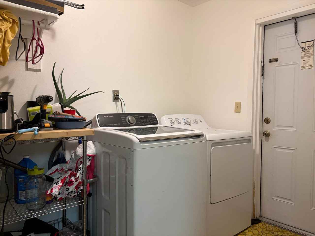 265 25th St Sw #B - Photo 5 of 10